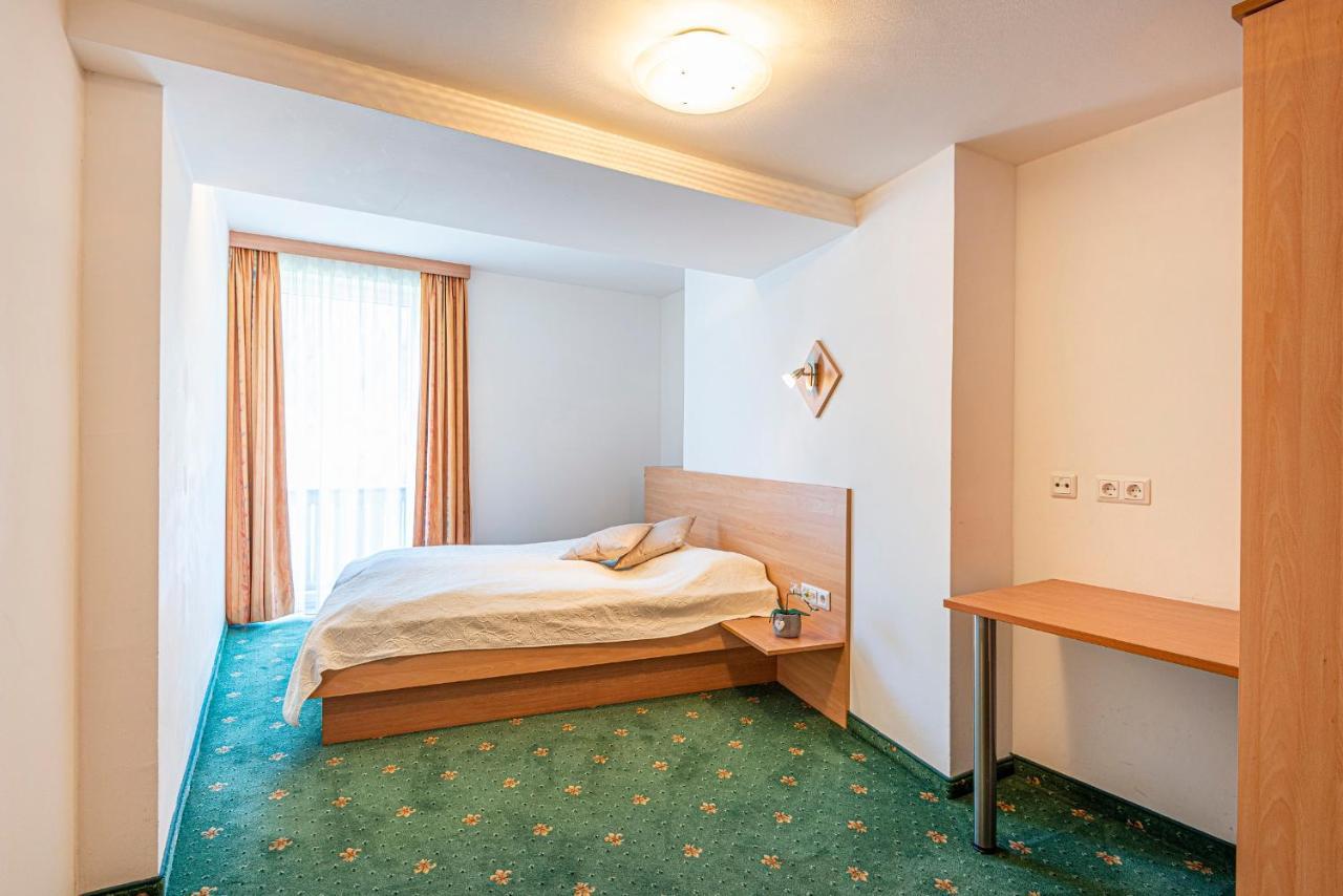 باد جاستاين Aparthotel Schillerhof المظهر الخارجي الصورة