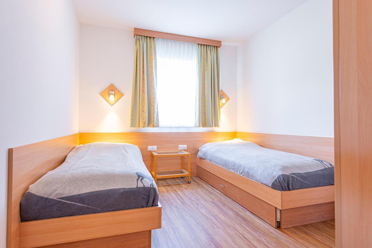 باد جاستاين Aparthotel Schillerhof المظهر الخارجي الصورة