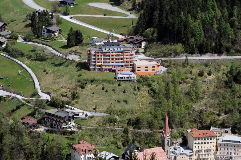 باد جاستاين Aparthotel Schillerhof المظهر الخارجي الصورة