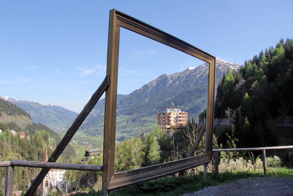 باد جاستاين Aparthotel Schillerhof المظهر الخارجي الصورة